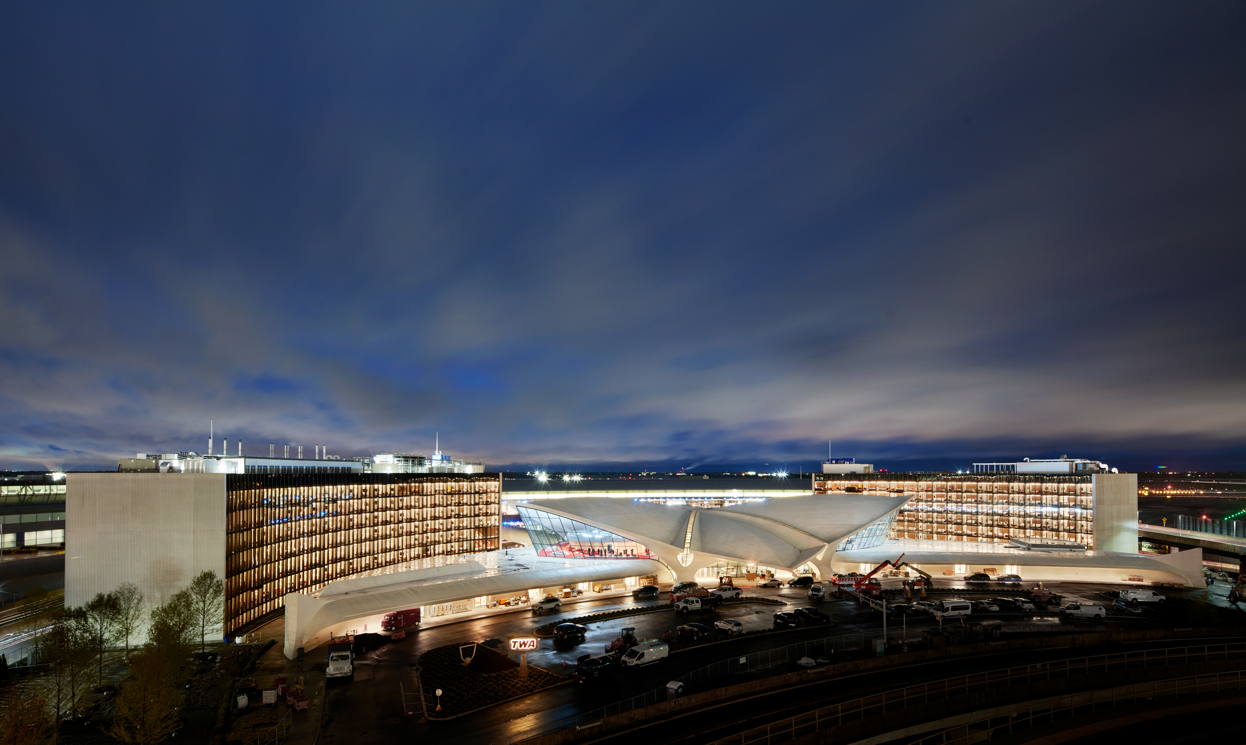 New TWA Hotel at JFK Airport: What It Feels Like to… | Budget Travel