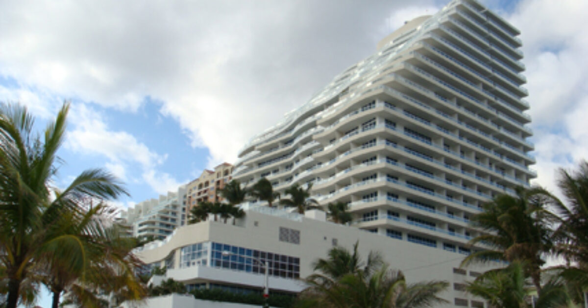 Budget Travel | Should Hotels That Charge for Wi-Fi Be Boycotted?