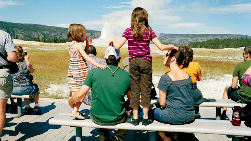 1104_Yellowstone_GannonFamily_Horiz