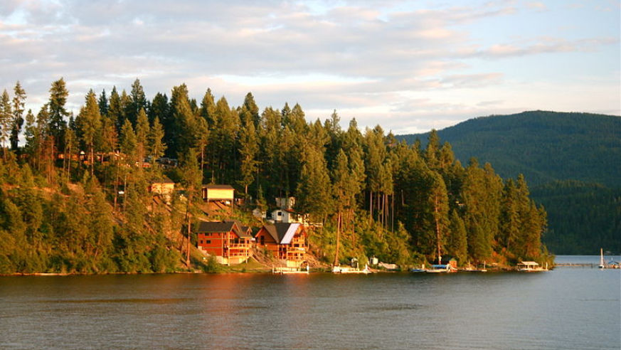 1106_LakeTowns_CoeurDAlene752