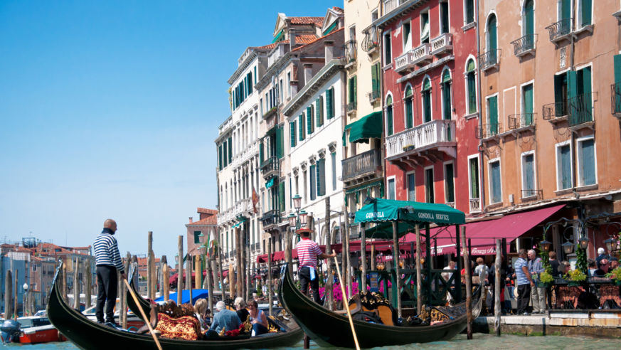 2014_Best-Places_Venice_Italy_gondolas