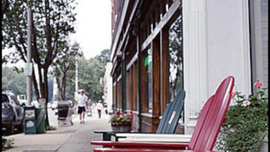 0604_smalltowns_barrington