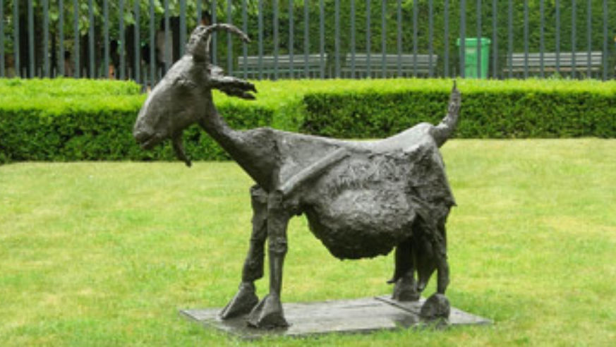 blog_090929_picassogoat_pano_original.jpg