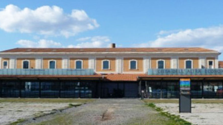 blog_100305_biomercato_pano_original.jpg