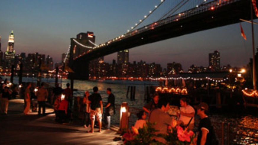 blog_100402_fultonnight_pano_original.jpg