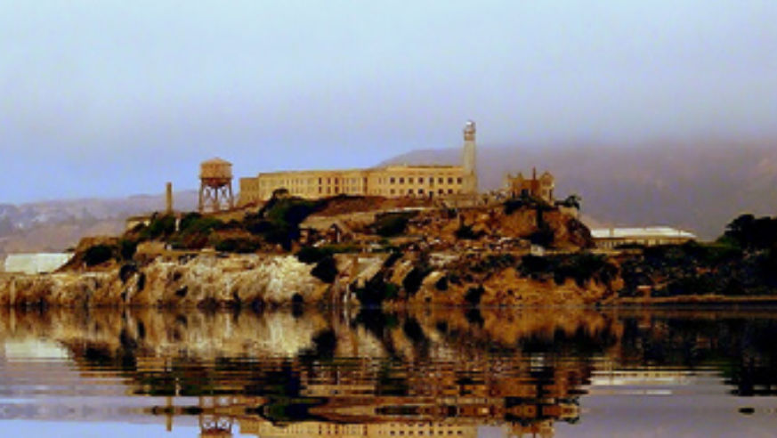blog_100527_alcatraz_pano_original.jpg