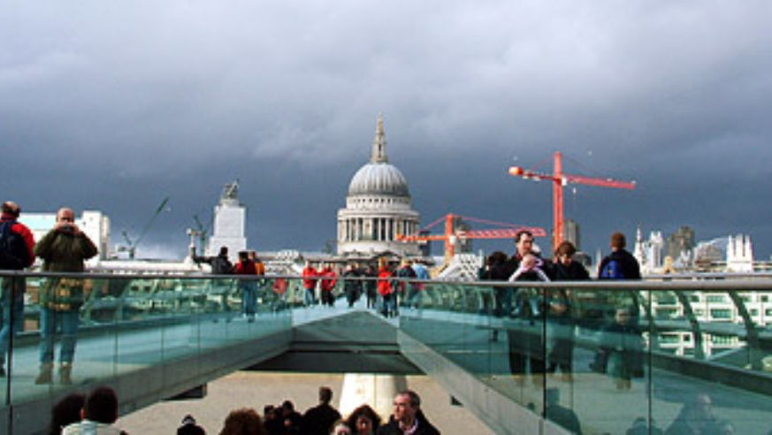 blog_100614_londonbridge_pano_original.jpg