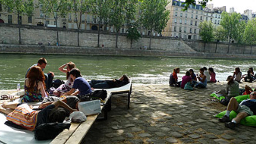 blog_100729_parisbeach_pano_original.jpg