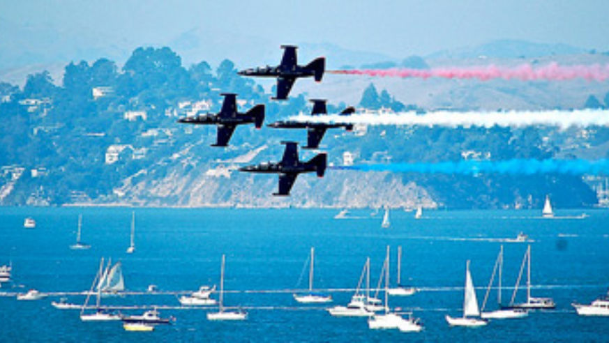 blog_101005_sfplanes_pano_original.jpg