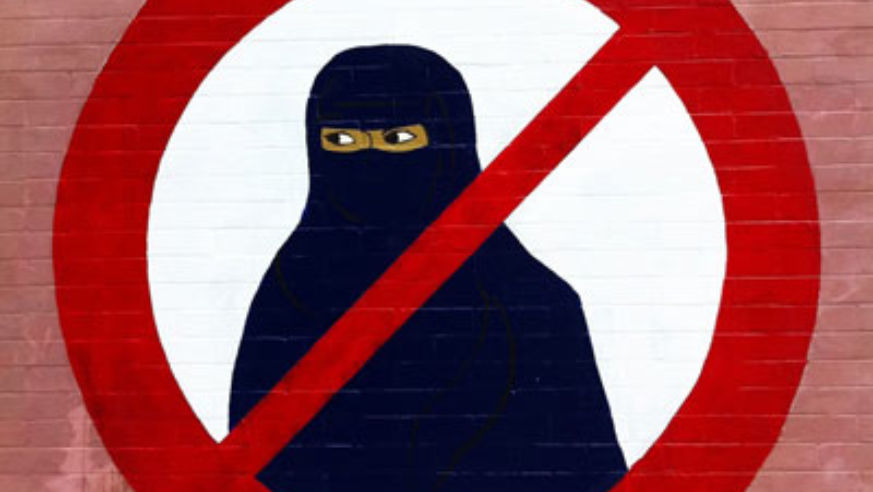 blog_101102_burka_popup_original.jpg