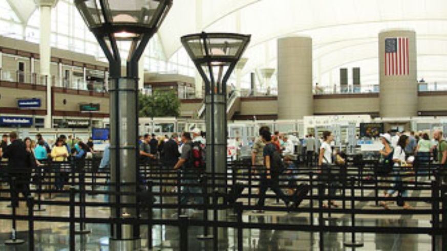 blog_101202_airportlines_pano_original.jpg