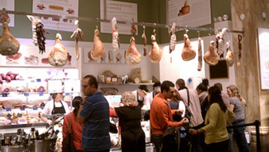 blog_101220_eataly_pano_original.jpg