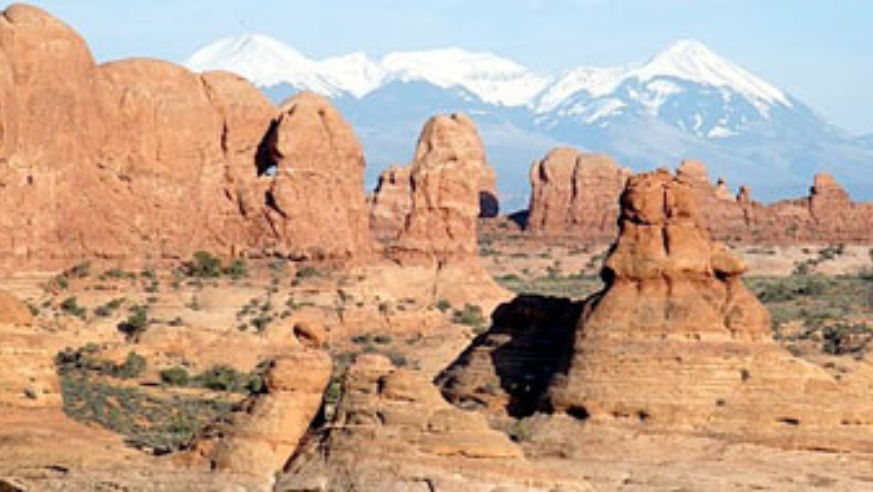 blog_blog_arches_pano_original.jpg