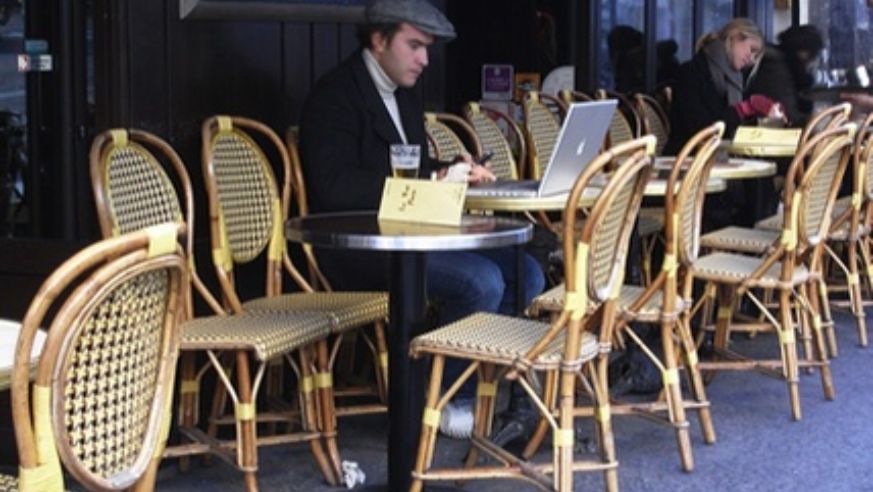 blog_cafeoutside_original.jpg