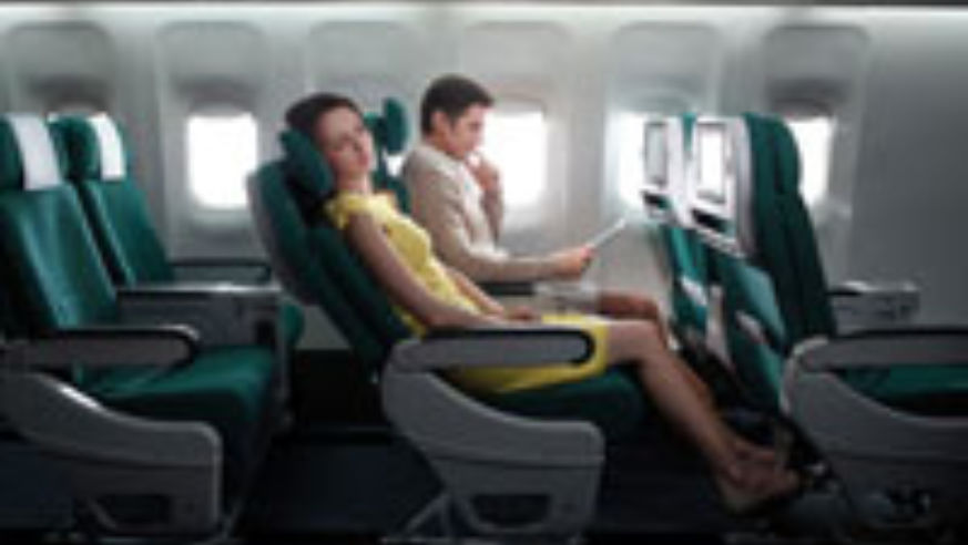 blog_cathaypacificpremiumeconomyclassseatreclined1_original.jpg