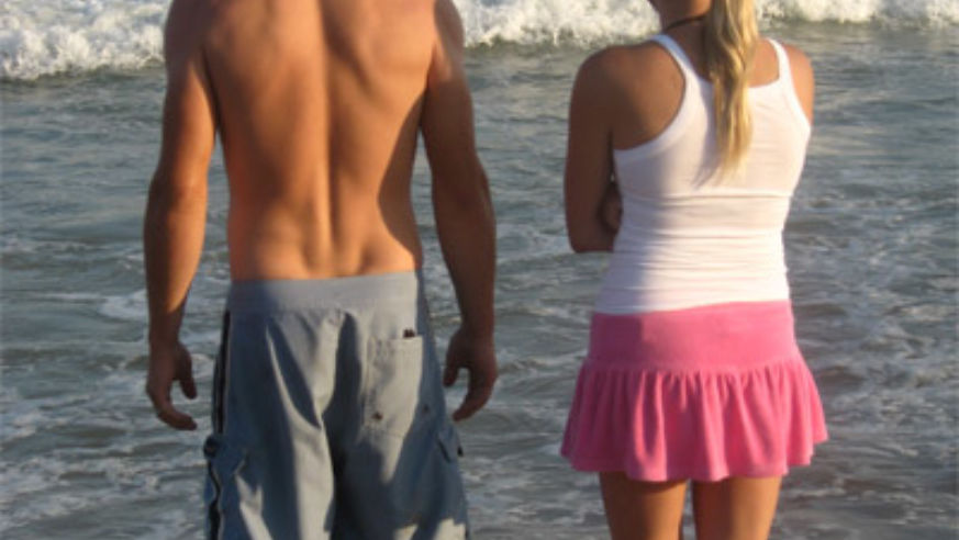 blog_couplebeach_original.jpg