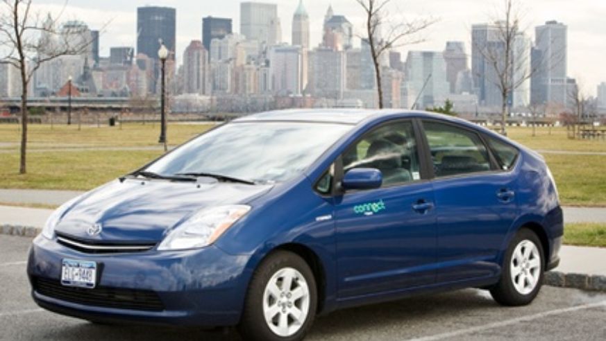 blog_hertzconnect_prius_original.jpg