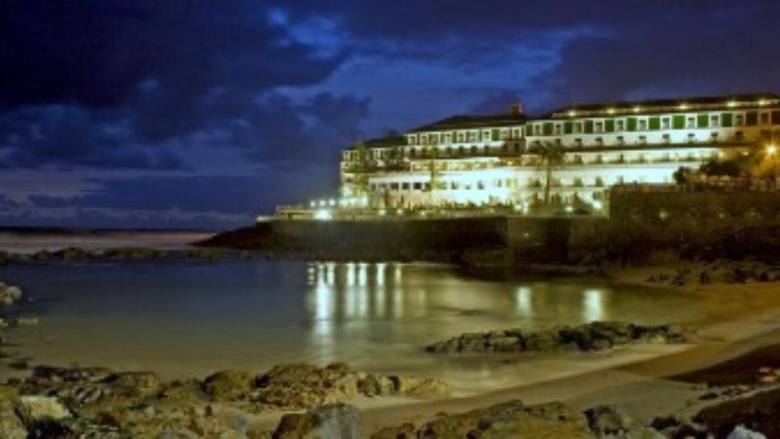 blog_hotelnighttime_original.jpg