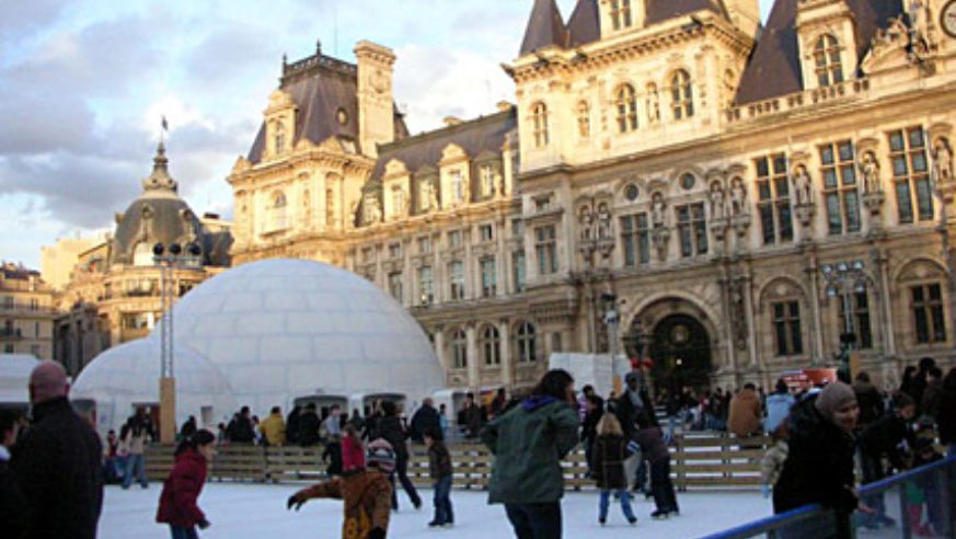blog_iceskatinghoteldeville_original.jpg