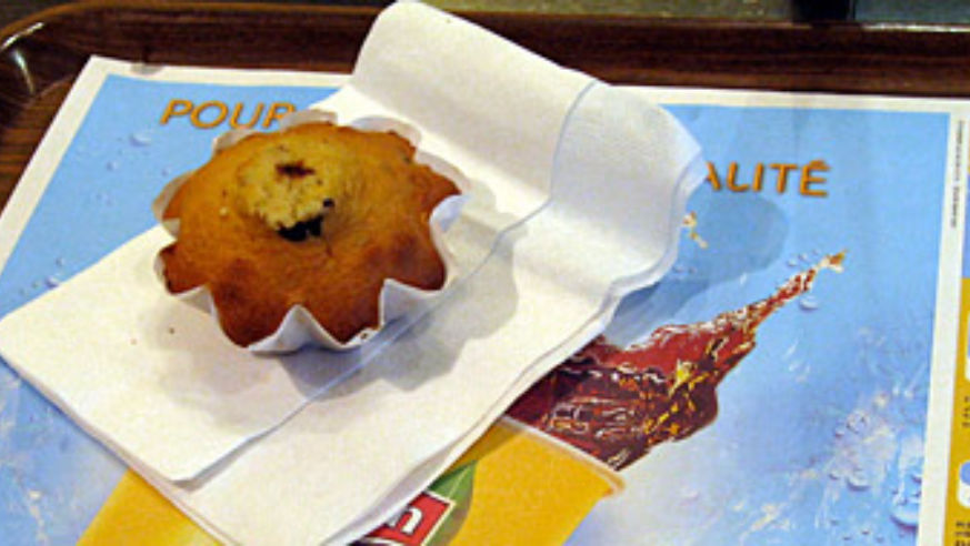 blog_mcdonaldsmacaron_original.jpg