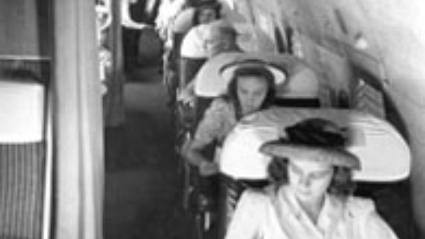 blog_passengersonapanamboeing307_original.jpg