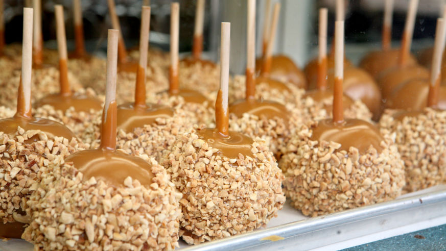 Maryland_RVing_Ocean_City_Boardwalk_Candy_Apples