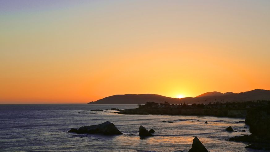 View of the beach and rocks in Pismo Beach, California
