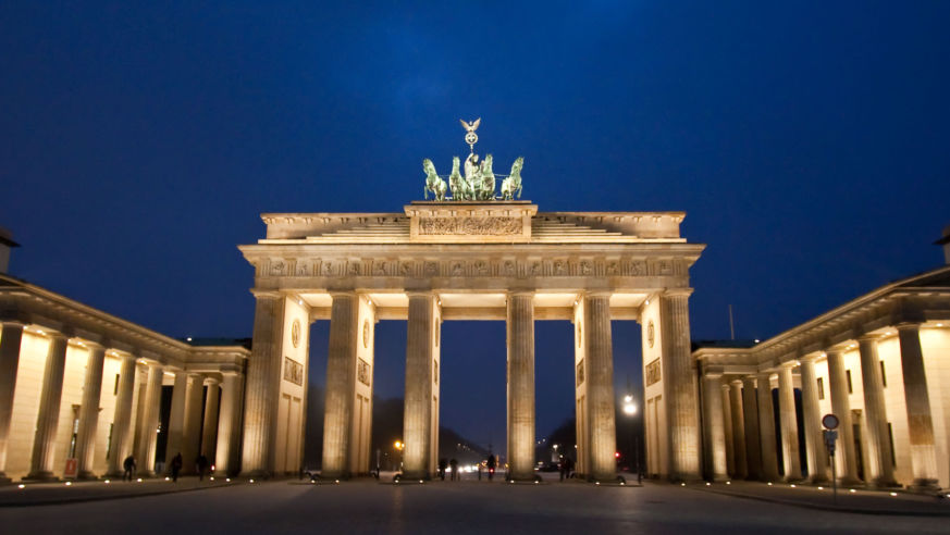 Brandenburg Gate at dusk.