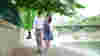 Paris_Spring_street_couple_walking