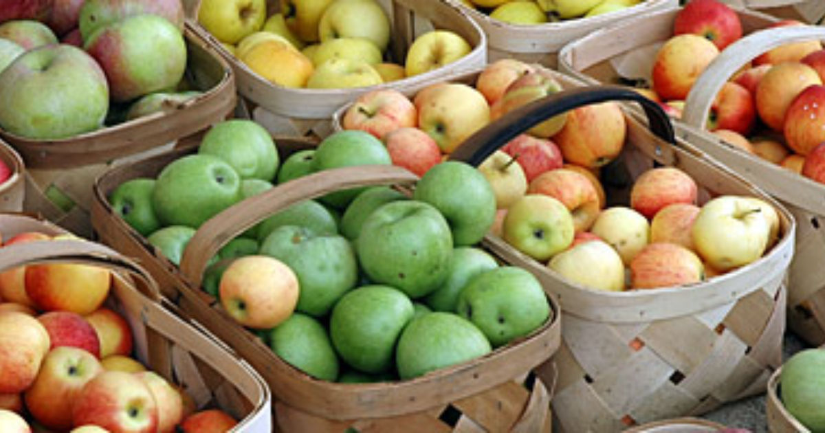 Red apples deals