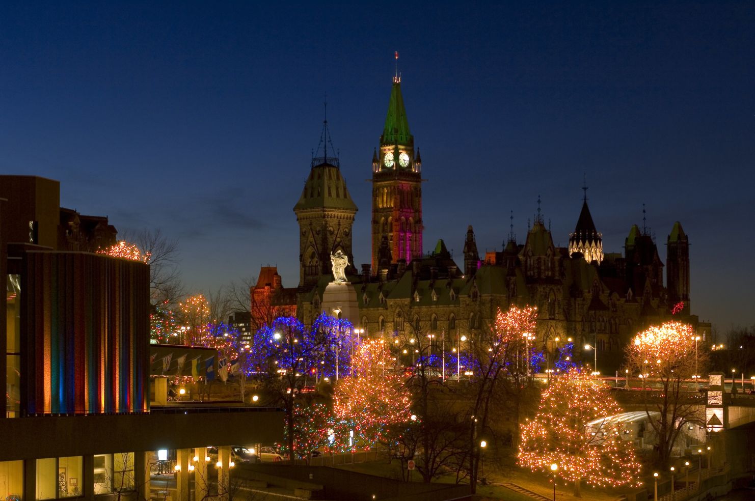Christmas Lights Across Canada, Ottawa, Ontario