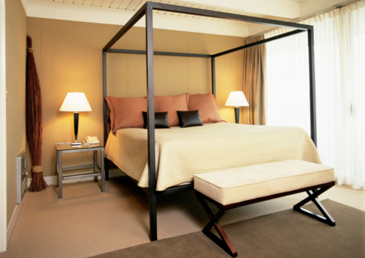 Phoenix Hotel