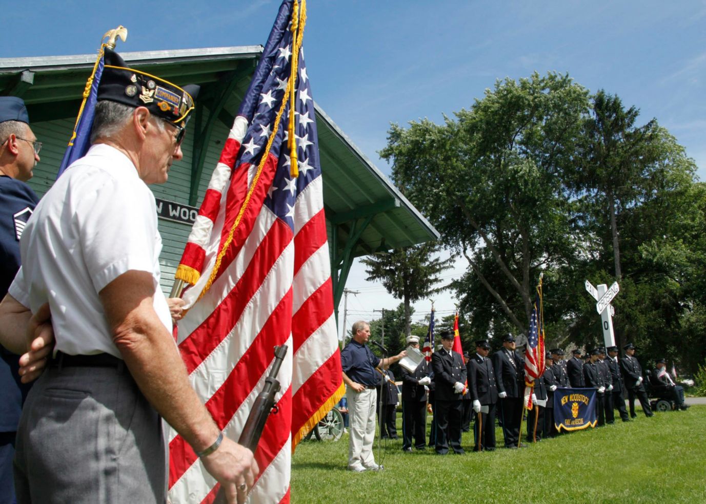 Veterans Day Ceremony in Lakeland Park