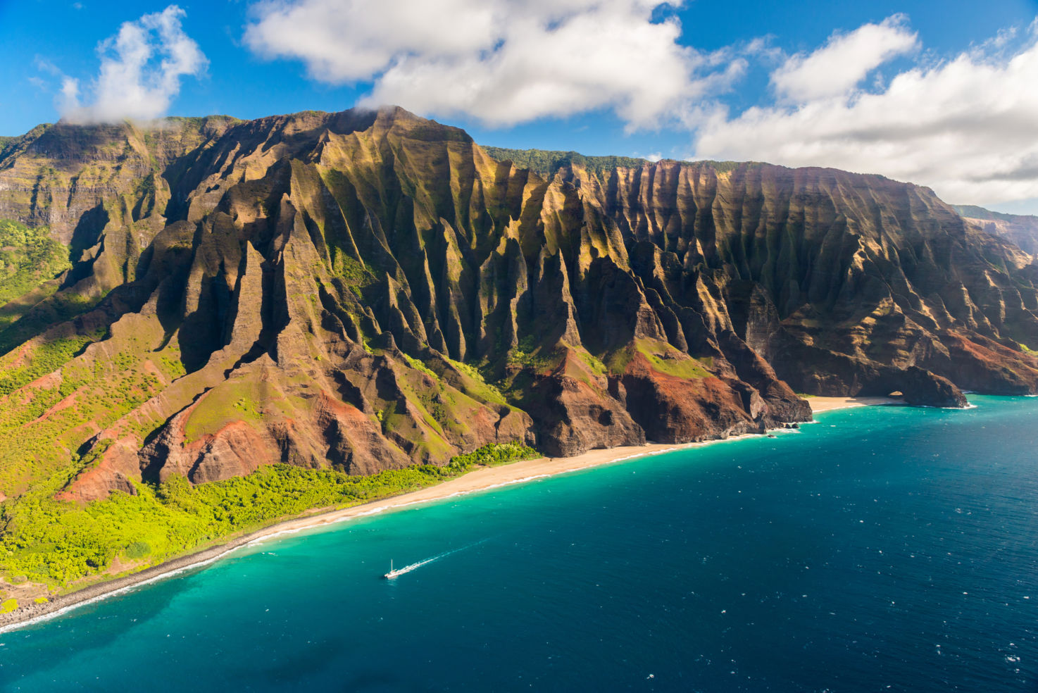 A view of the Na Pali Coast of Kauai, Hawaii