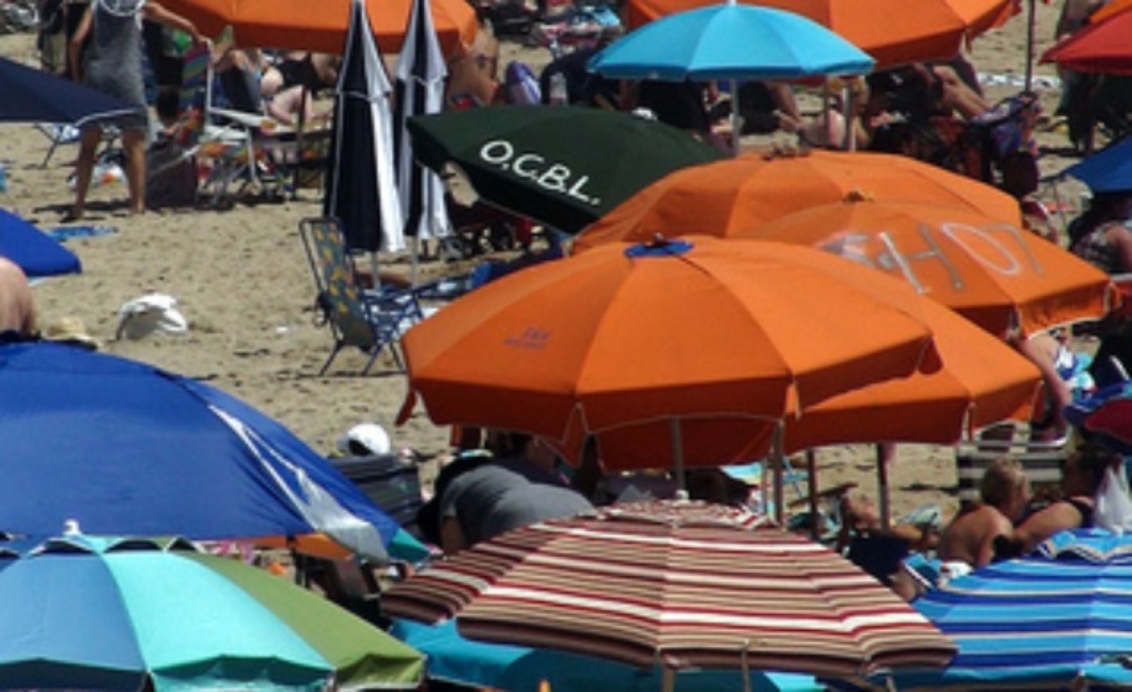 a-sea-of-beach-umbrellas-in-ocean-city-maryland