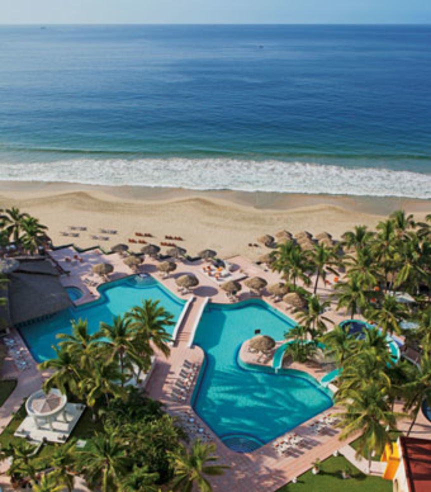 pool at Sunscape Dorado Pacifico Ixtapa