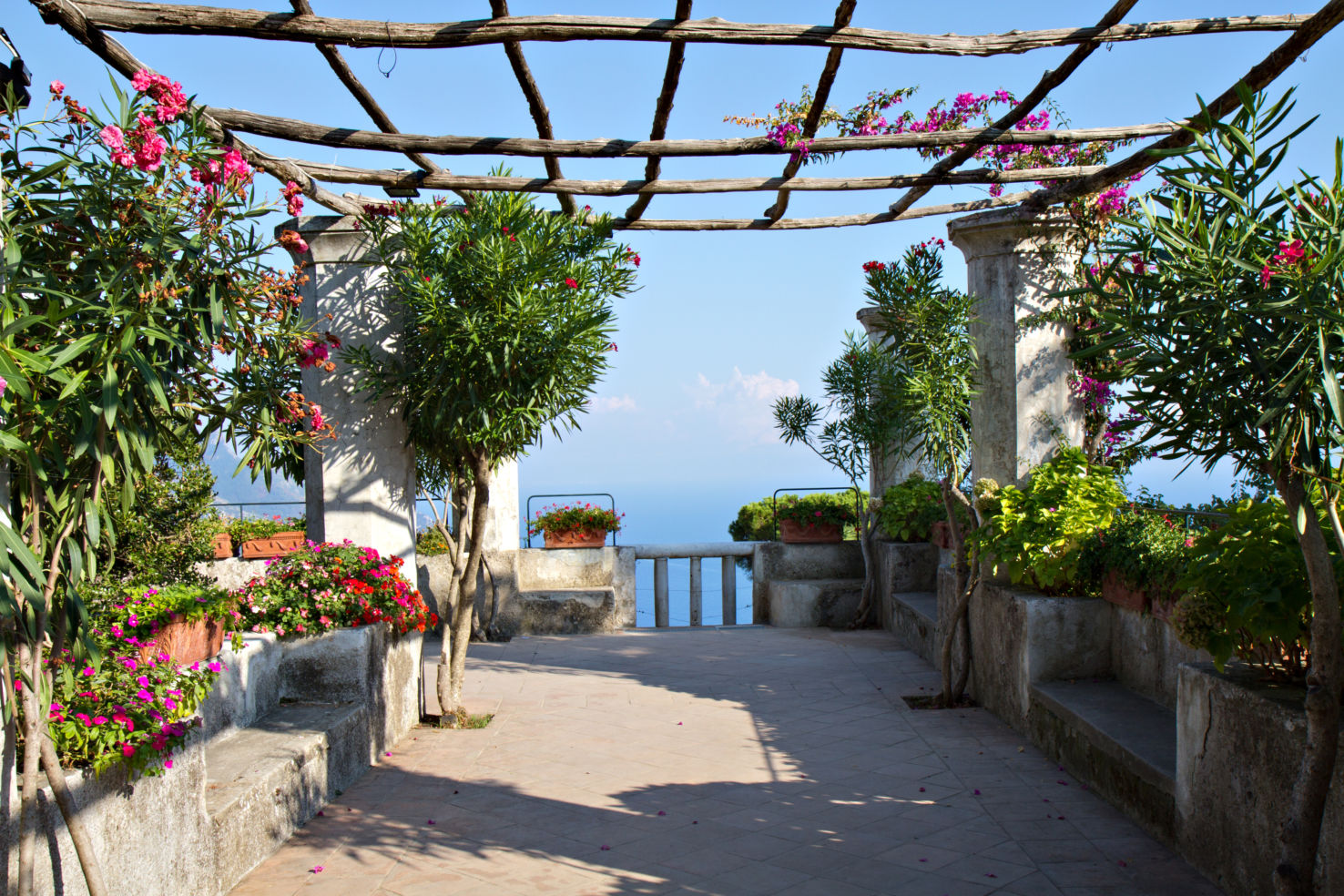 Amalfi-Coast_garden