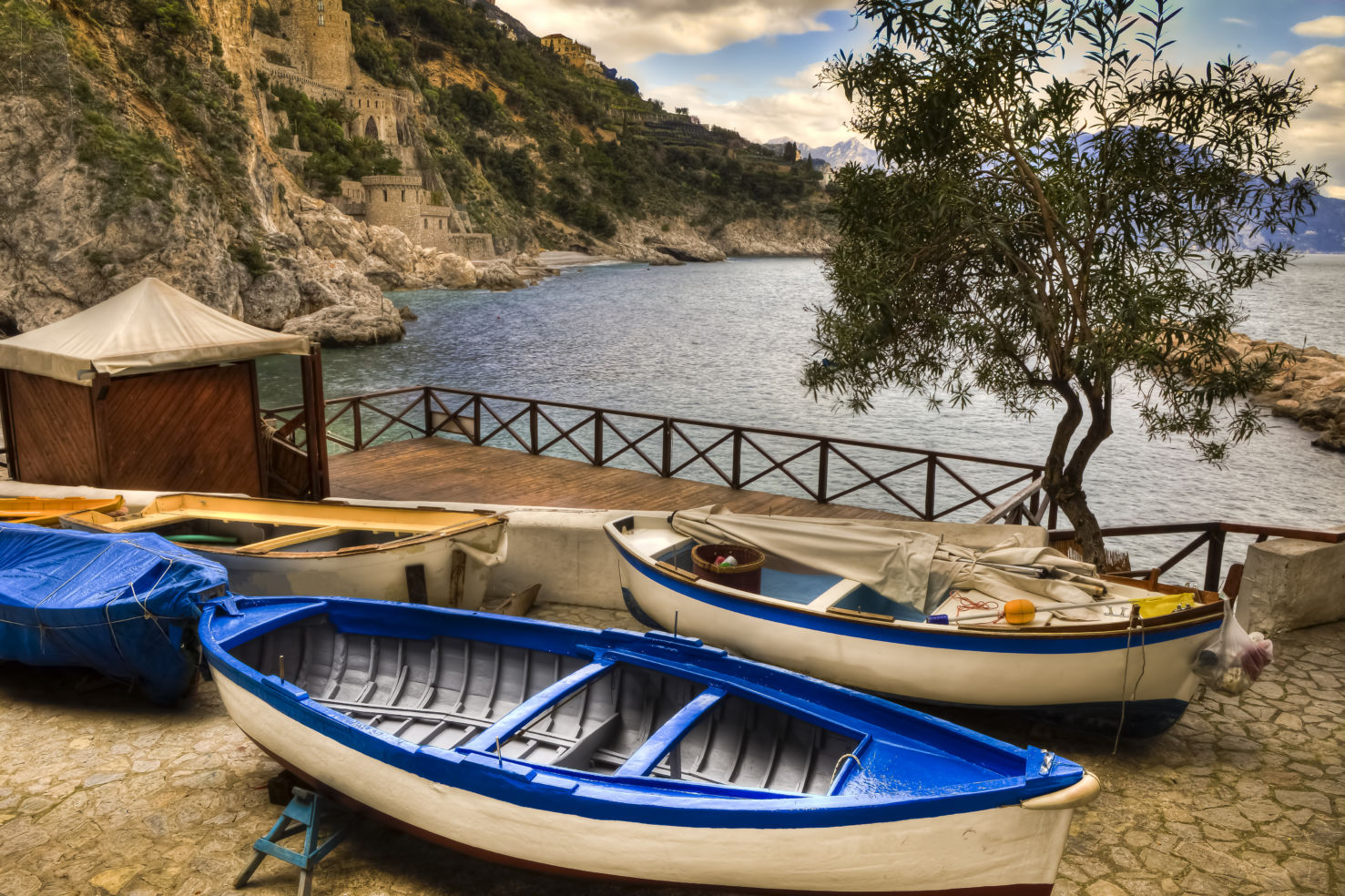 Amalfi-Coast_harbor