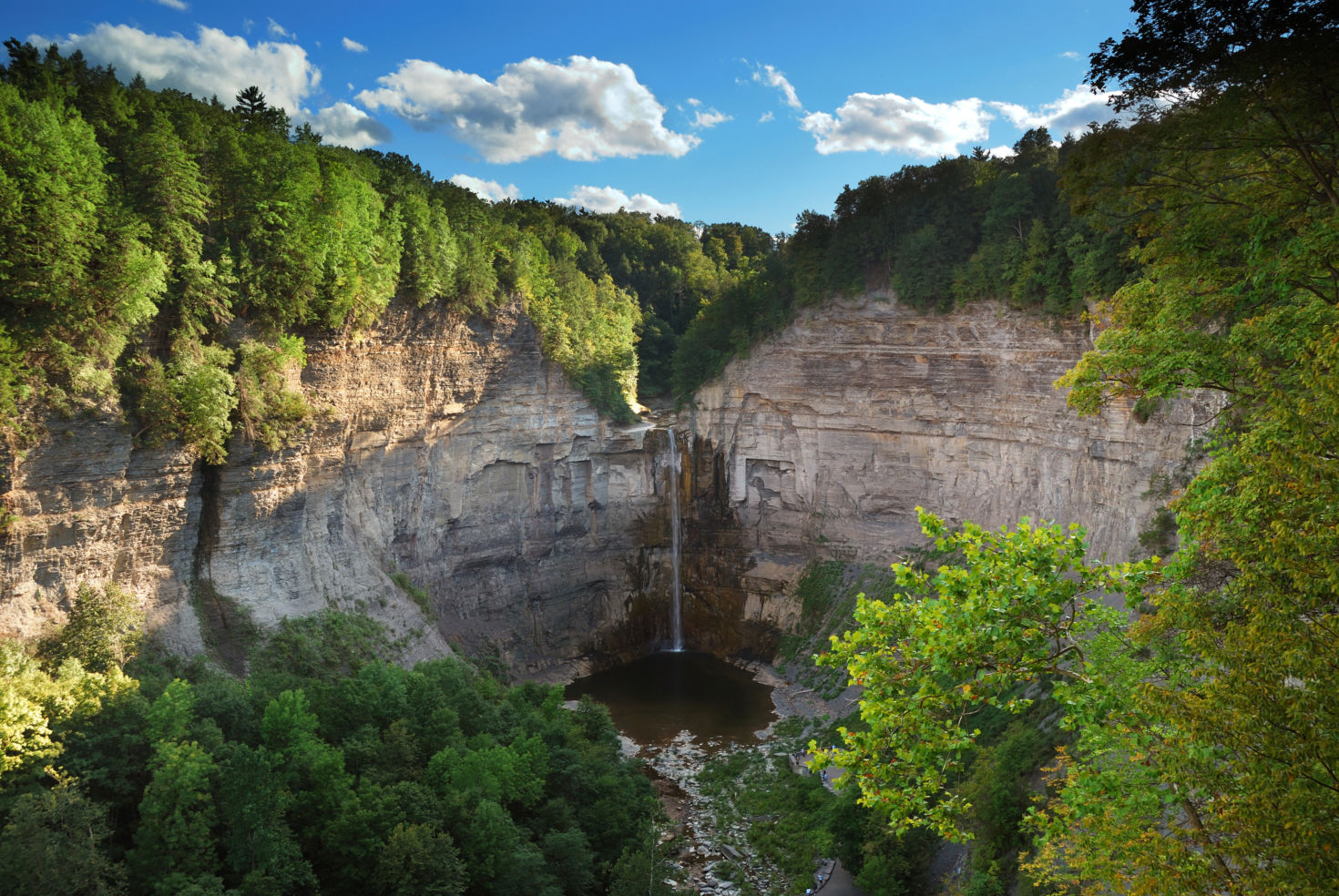 AmericanWineRegions_FingerLakes_NewYork_TaughannockFalls