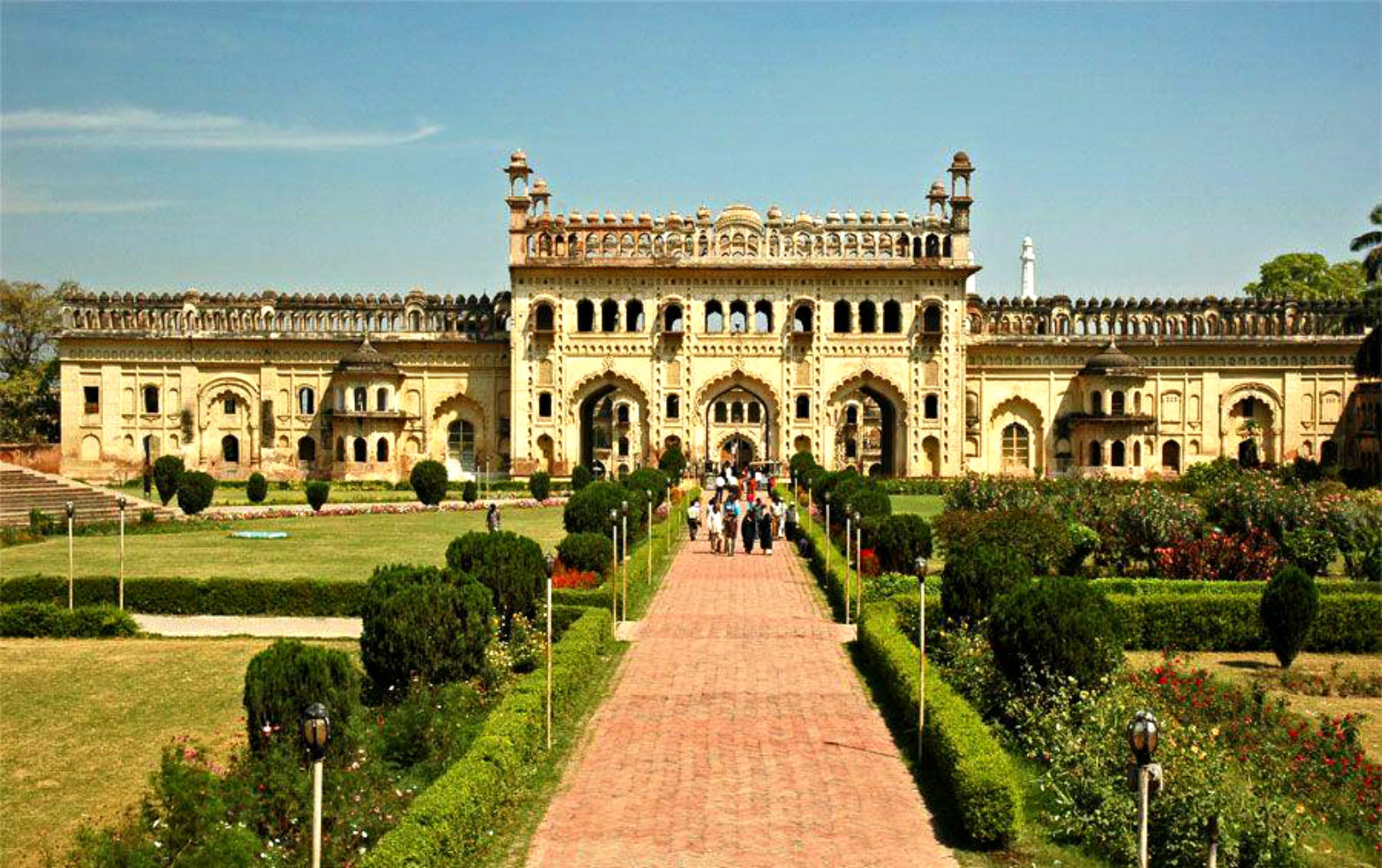 ArchWonders_BaraImambara_1