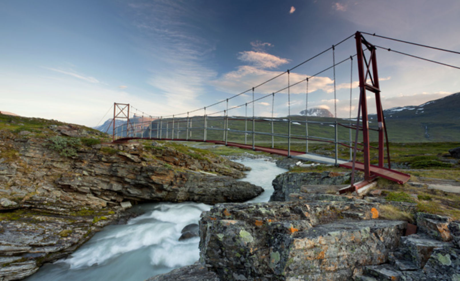 suspension bridge kings trail