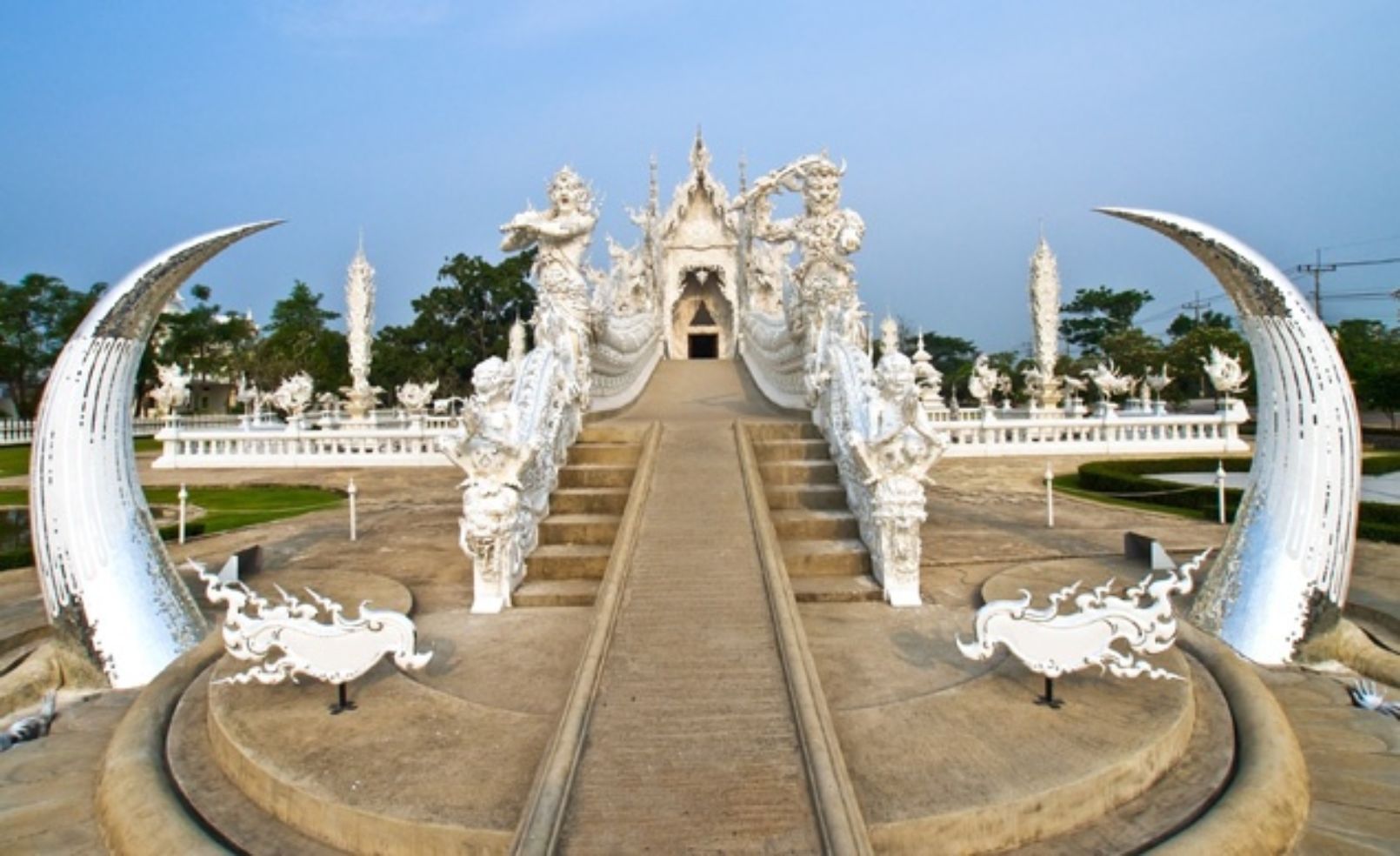 Wat Rong Khun