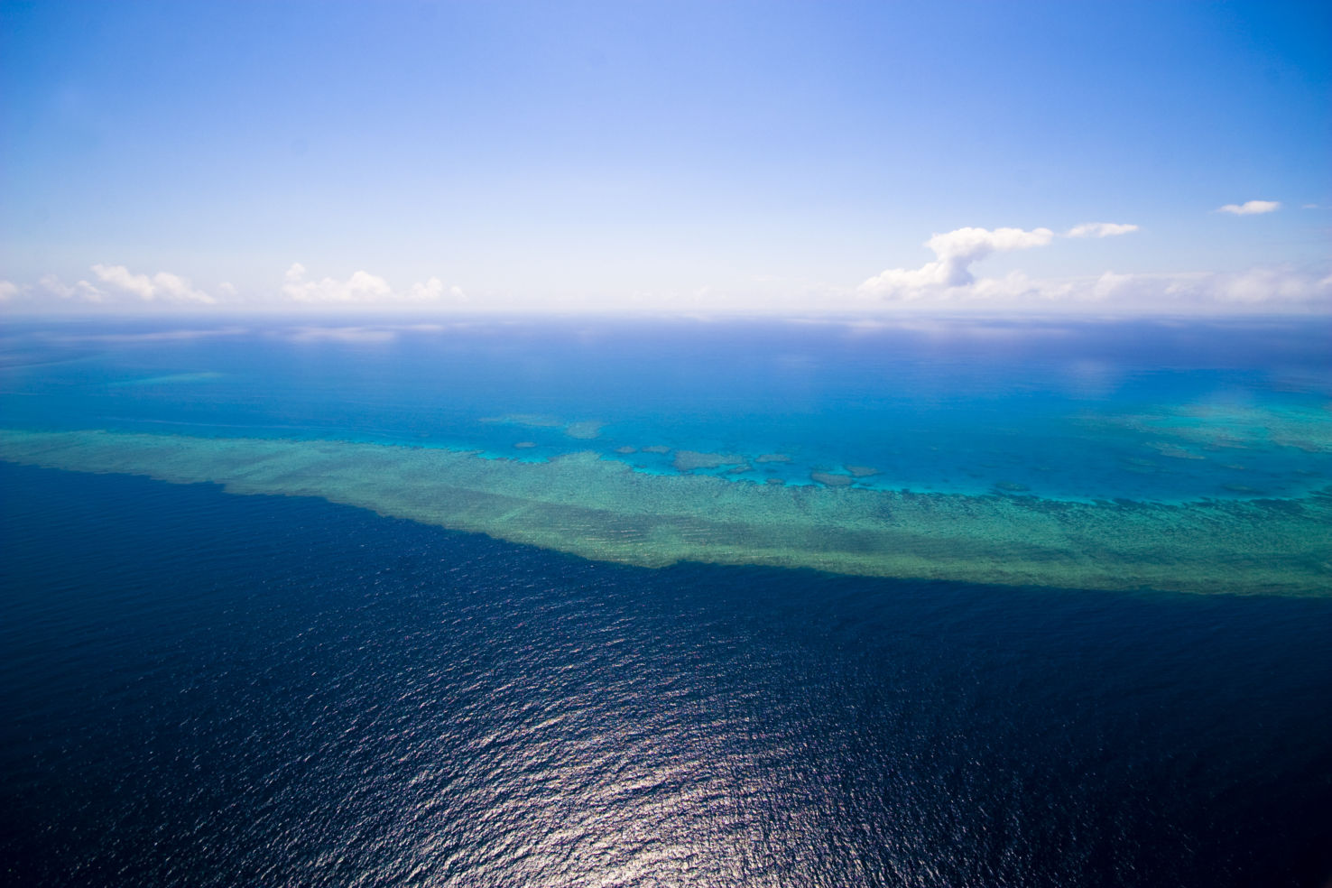 Bucket-List_Great-Barrier-Reef_aerial