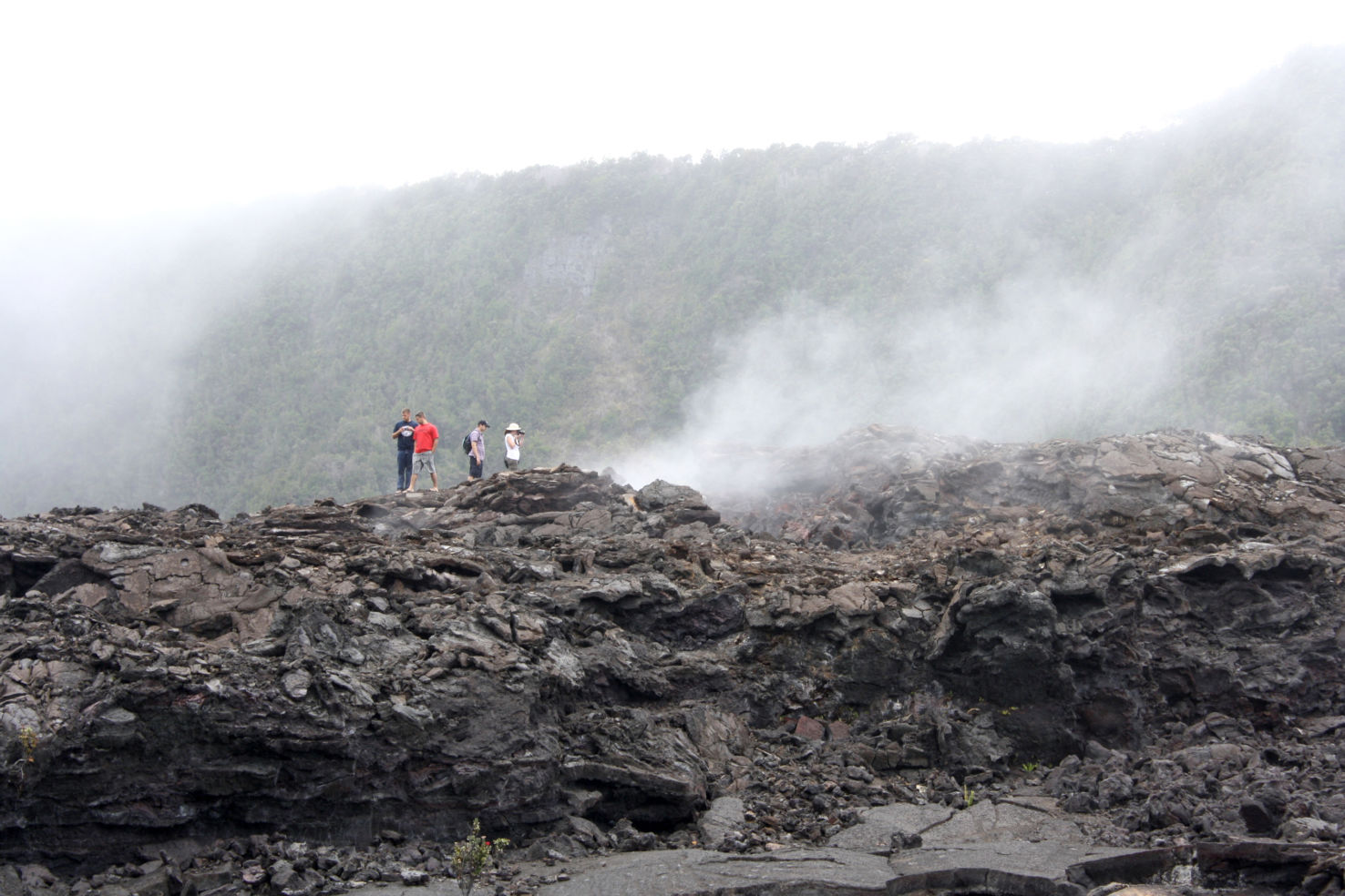 Bucket-List_Hawaii-volcanoes_national-park