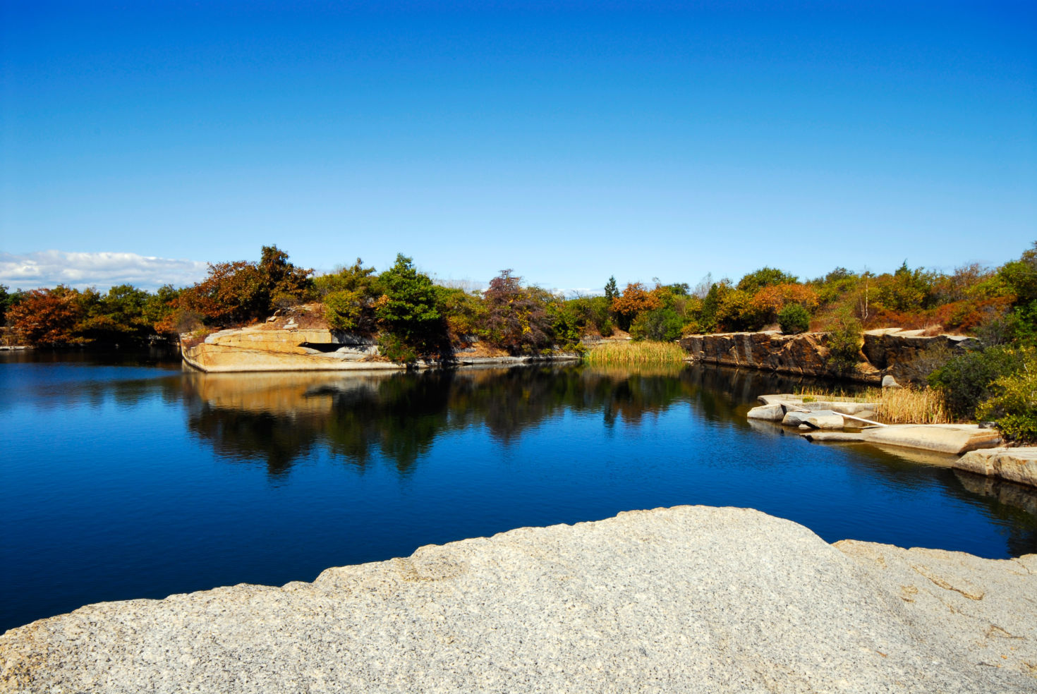 Budget-Spring_Cape-Ann_quarry_3207787