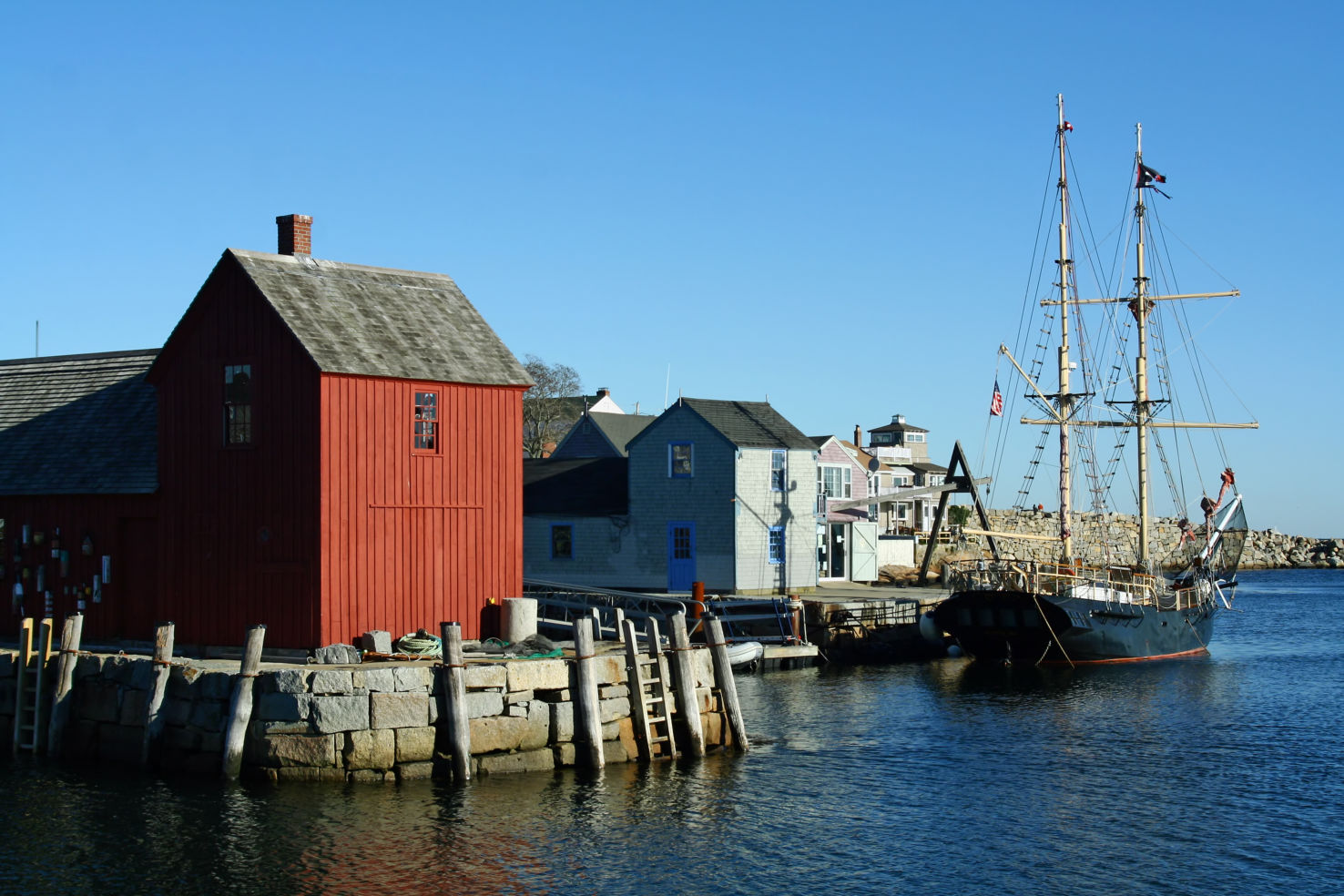 Budget-Spring_Cape-Ann_red-shack_17323855