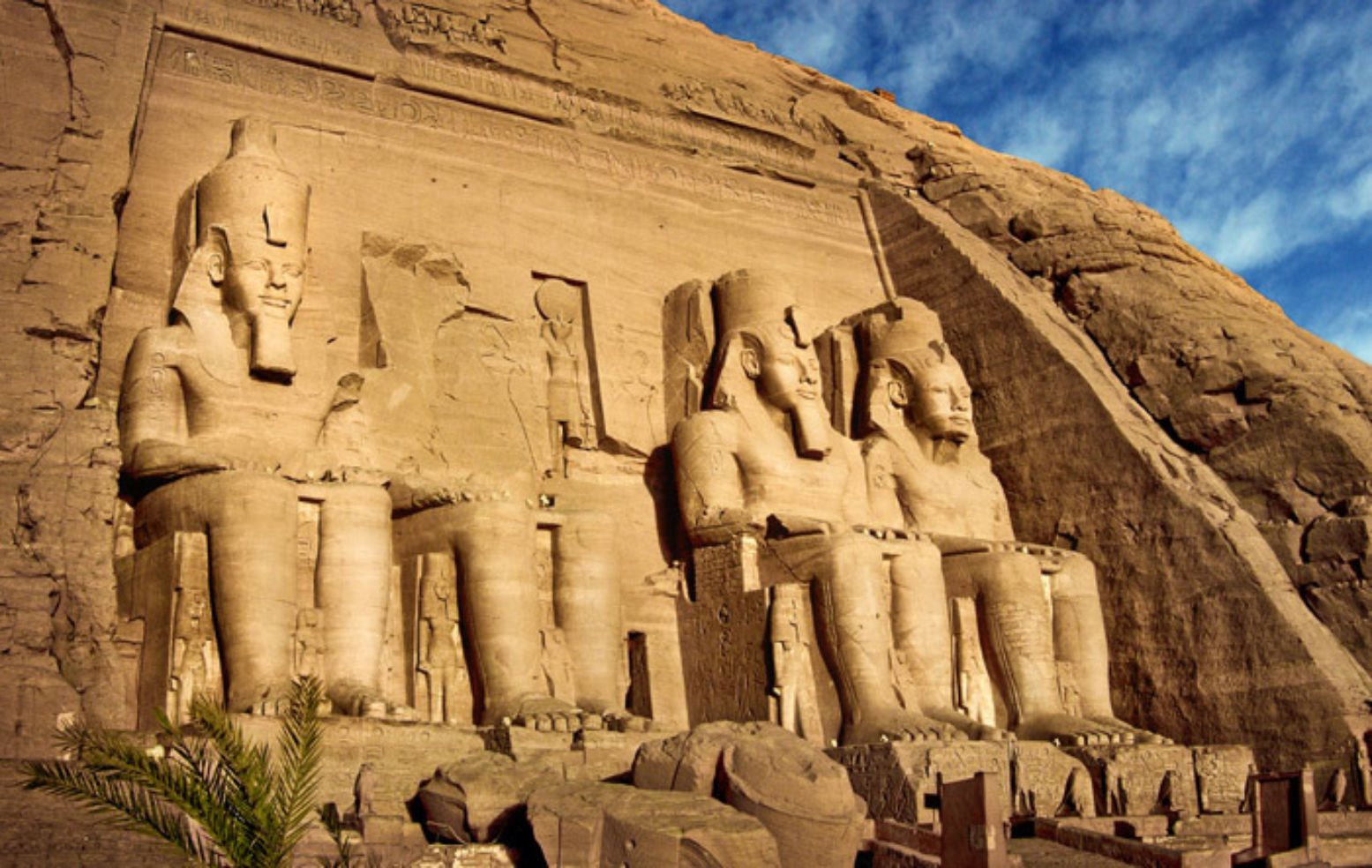 Cairo day trip to abu simbel by flight