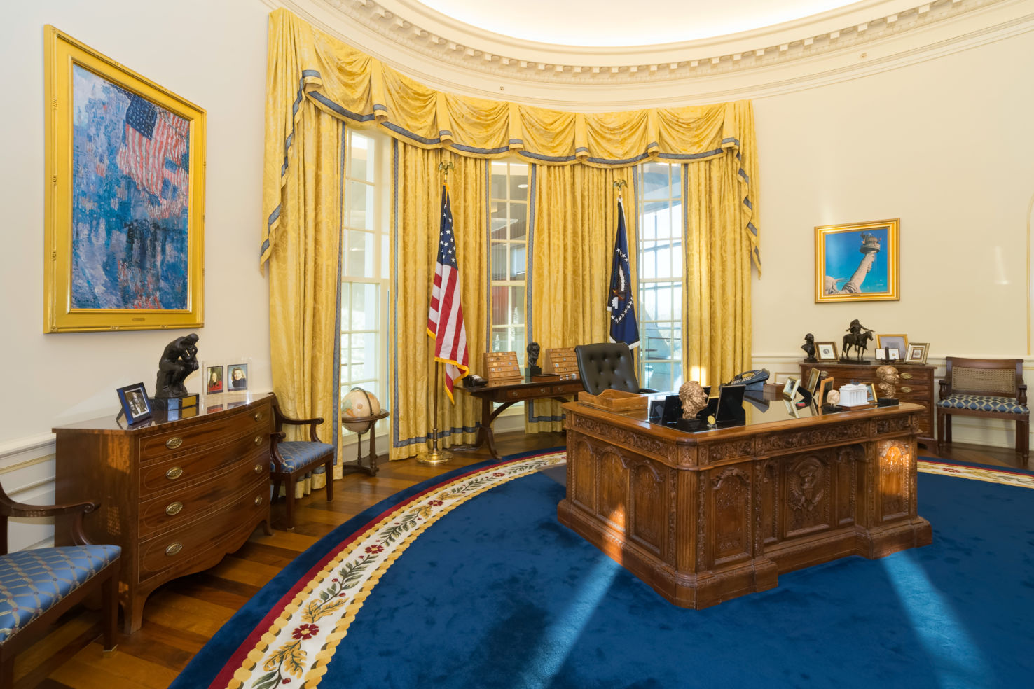 Replica White House's Oval Office in William J. Clinton Presidential Center and Library, Little Rock, Arkansas