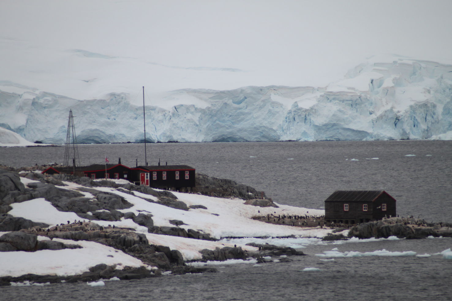 ExitInt_Antarctica_Sheds