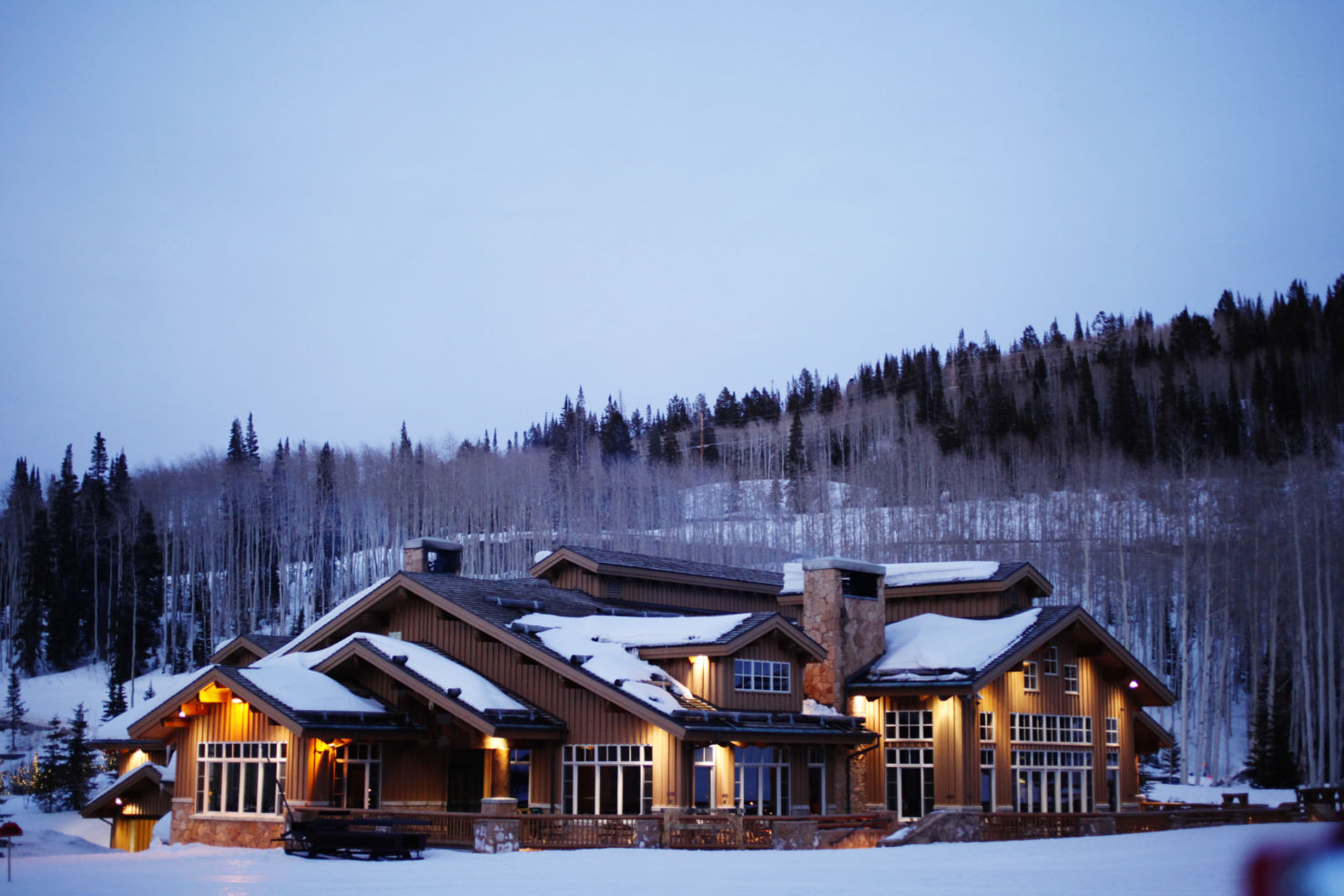 FamilySkiing_Utah_Deer-Valley_dinner
